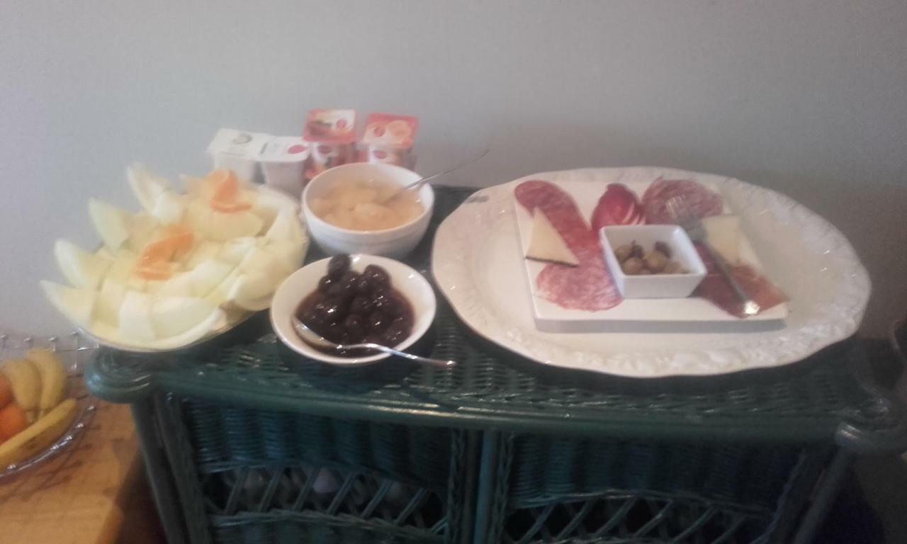 Woodview House Bed And Breakfast Cork Eksteriør billede